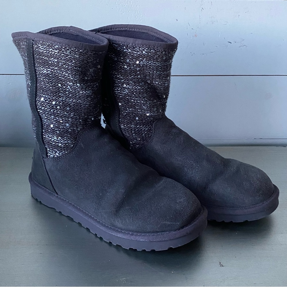 ugg gray boots (size 8w)